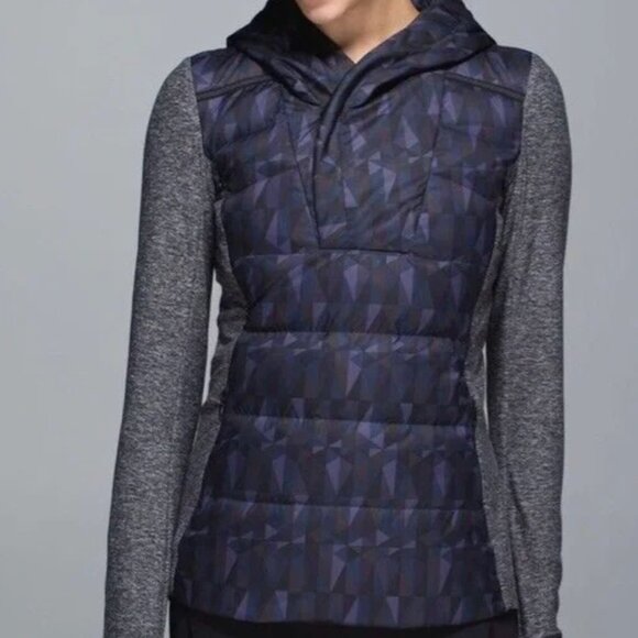 Lululemon Fluff Off Pullover Puffer Jacket with Pockets and Hood size Small - Picture 1 of 12